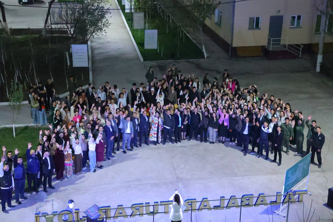 THIS EVENING, ACTING RECTOR OF URGANCH STATE PEDAGOGICAL INSTITUTE DIYORJON ABDULLAYEV HELD A SINCERE AND OPEN-AIR MEETING WITH STUDENTS RESIDING IN THE DORMITORY.