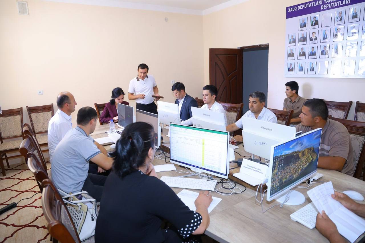 THE RECTOR REVIEWED THE WORK BEING CARRIED OUT IN YANGIARIQ REGARDING GRADUATES’ EMPLOYMENT.