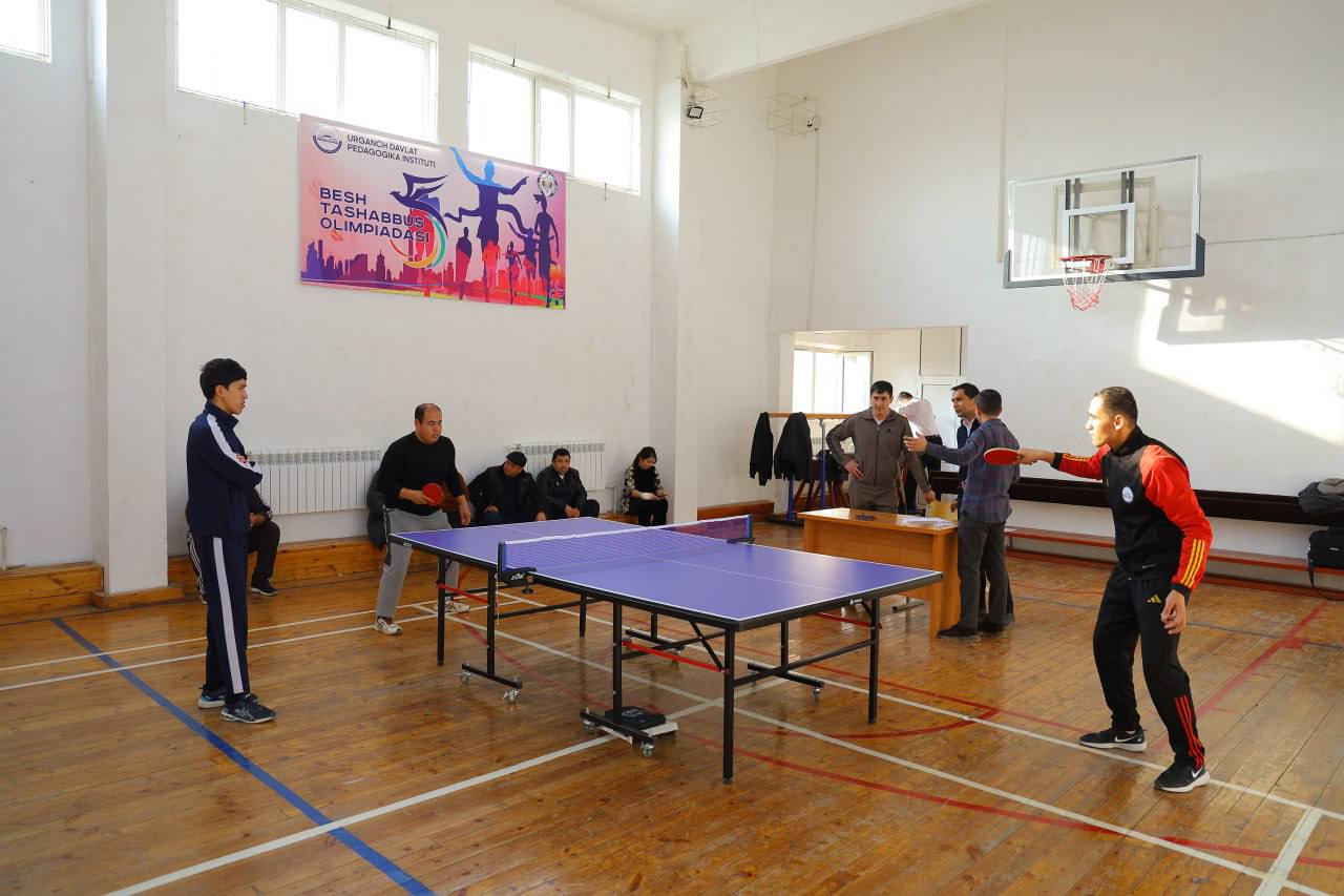 URGANCH DAVLAT PEDAGOGIKA INSTITUTIDA  O'ZBEKISTON RESPUBLIKASI KONSTITUTSIYASI  QABUL QILINGANLIGINING 33 YILLIGIGA BAG‘ISHLAB PROFESSOR-O‘QITUVCHILAR VA INSTITUT XODIMLARI O‘RTASIDA SHAXMAT, SHASHKA VA STOL TENNISI BO‘YICHA SPORT MUSOBAQALARI BO‘LIB O‘TDI.