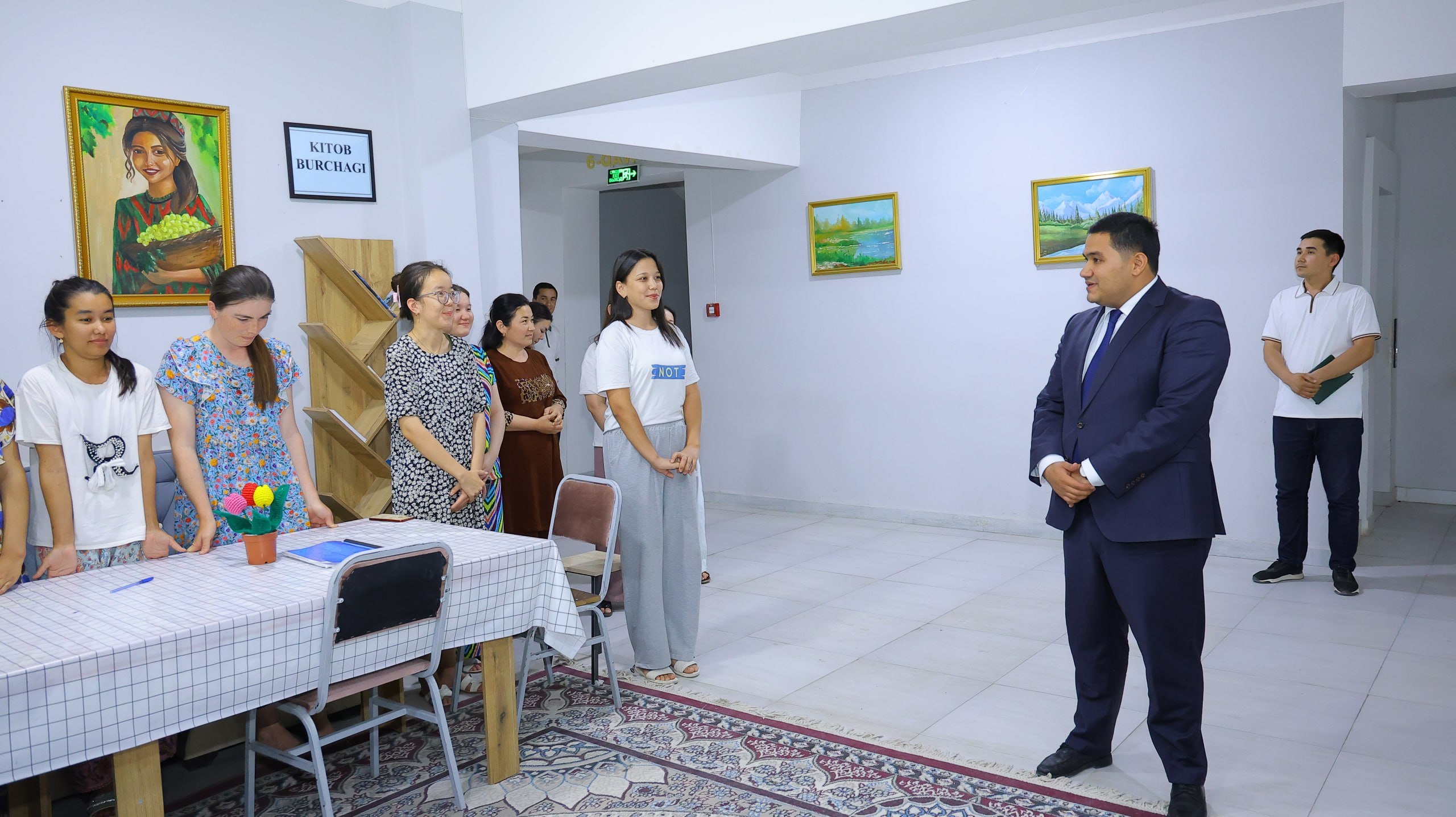 OFFICIALS LED BY ACTING RECTOR OF URGANCH STATE PEDAGOGICAL INSTITUTE DIYORJON ABDULLAYEV MET WITH STUDENTS RESIDING IN THE STUDENT DORMITORY.