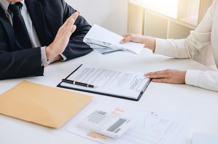 AN ANONYMOUS SURVEY IS BEING CONDUCTED AMONG STUDENTS TO IDENTIFY AND PREVENT CORRUPTION RISKS.