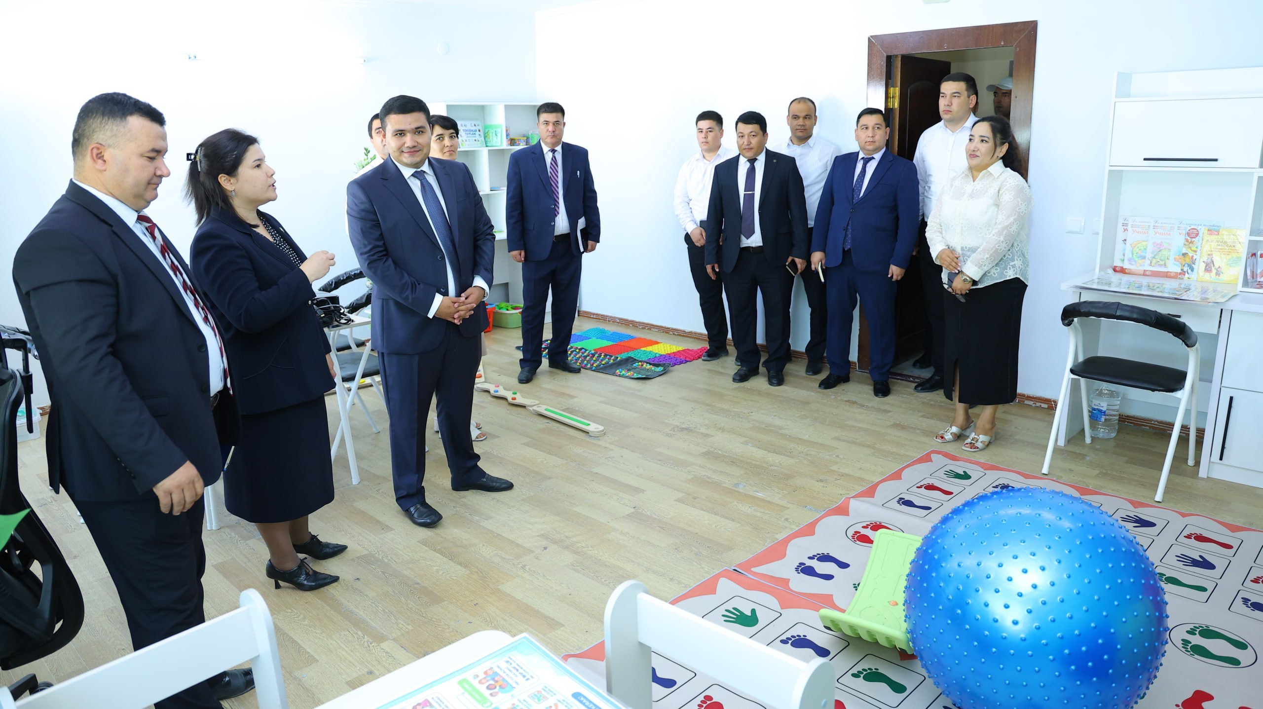 REKTOR V.B. DIYORJON ABDULLAYEV PEDAGOGIKA FAKULTETIDAGI TA’LIM JARAYONLARI BILAN YAQINDAN TANISHDI