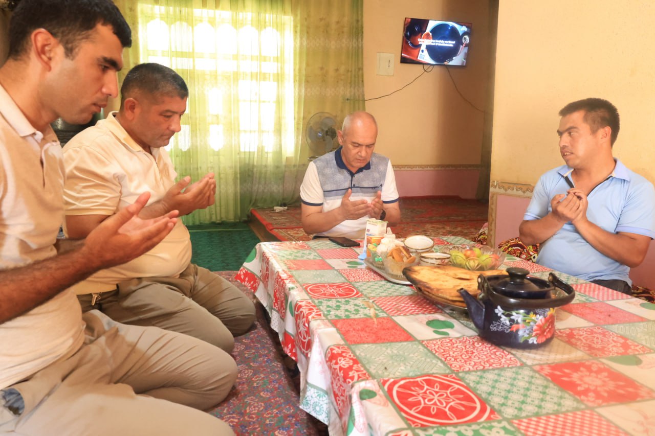 QIZIL TOIFADAGI YOSHLARGA YORDAM