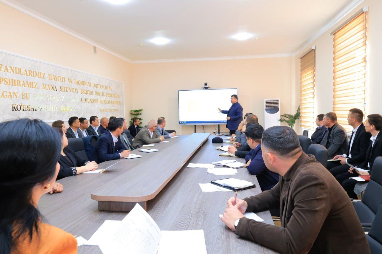 urspi.uz;Rektor tomonidan ilmiy sohadagi maqsadli ko'rsatgichlar, o‘quv va tarbiyaviy jarayonlar bo‘yicha yig‘ilish o‘tkazildi