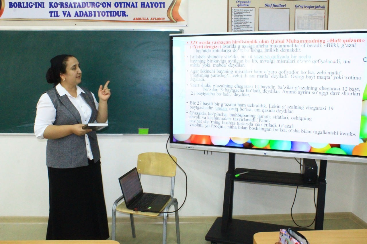 Within the framework of cooperation between the Ogahiya Vocational School and the Urgench State Pedagogical Institute under the agency's specialized education system, proficiency lessons are being organized by the professors and teachers of the Department of Uzbek and Russian Literature at the UrDPI in the mentioned school.
