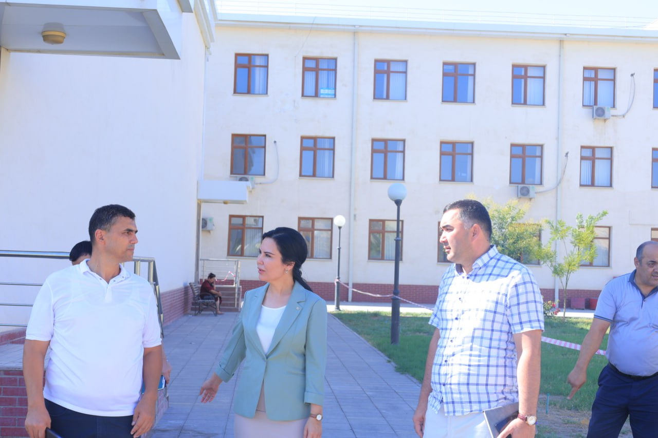 REKTOR URGANCH DAVLAT PEDAGOGIKA INSTITUTI AKADEMIK LITSEYINING BINOLARI BILAN TANISHDI;urspi;urspi.uz;