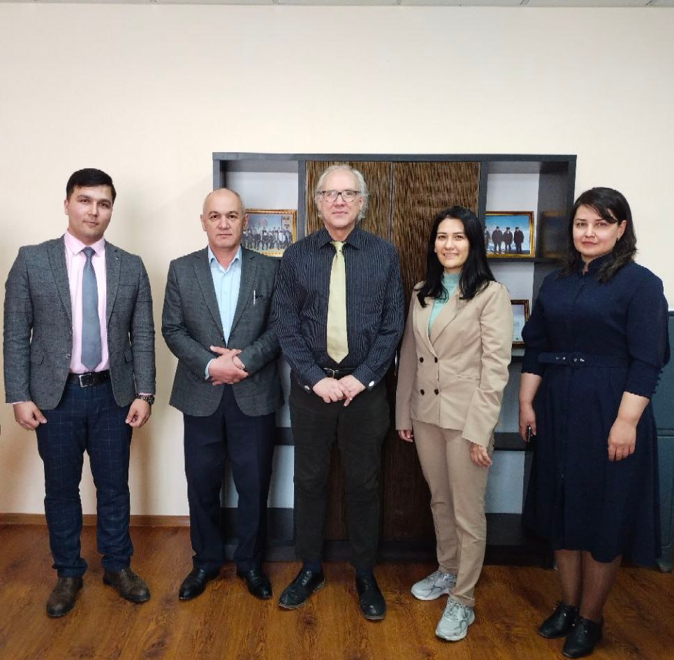 urspi.uz;URGANCH DAVLAT PEDAGOGIKA INSTITUTIGA AMERIKA QO‘SHMA SHTATLARINING TOSHKENTDAGI ELCHIXONASI MINTAQAVIY INGLIZ TILI BO‘LIMI (RELO) VAKILLARI TASHRIF BUYURDI