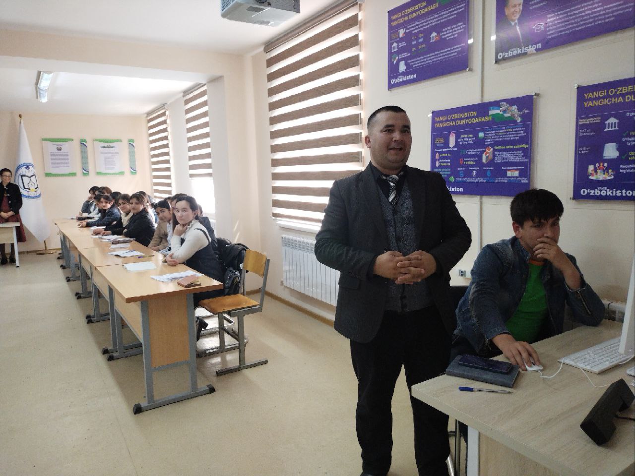urspi.uz;OZARBAYJON UNIVERSITETI SIYOSIY FANLAR KAFEDRASI MUDIRI, SIYOSIY FANLAR BO‘YICHA FALSAFA DOKTORI ELVIN TALISHINSKIY URGANCH DAVLAT PEDAGOGIKA INSTITUTI TALABALARIGA ONLAYN MA'RUZA O‘QIDI