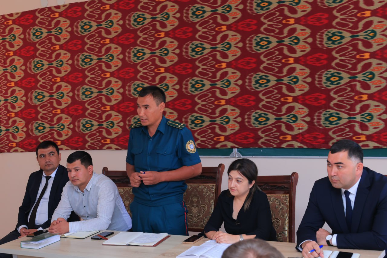URGANCH DAVLAT PEDAGOGIKA INSTITUTINING YOSHLAR MASALALARI, MAʼNAVIY-MAʼRIFIY ISHLAR BO‘YICHA BIRINCHI PROREKTORI DAVRONBEK YUSUPOV HAMDA JINOYAT ISHLARI BO‘YICHA URGANCH SHAHAR SUDI SUDYASI DILDORA PO‘LATOVA, PROFILAKTIKA INSPEKTORI HURMATBEK SA'DULLAYEVLAR ISHTIROKIDA TALABA-YOSHLAR BILAN "SIZ KONSTITUTSIYADAGI HUQUQINGIZNI BILASIZMI?!" MAVZUSIDA UCHRASHUV O‘TKAZILDI;urspi.ursp.uz;