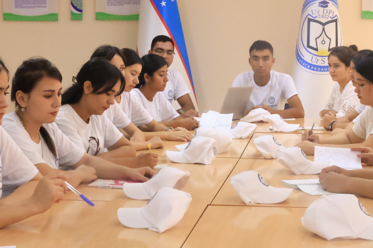 "SUMMER SCHOOL — 2023" YOZGI MAKTABI ISHTIROKCHILARIGA OZARBAYJON PROFESSOR-OʻQITUVCHILARI MAʼRUZA OʻQIDI;urspi;urspi.uz;