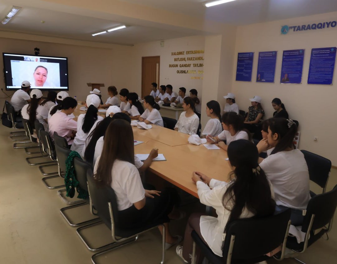 "SUMMER SCHOOL — 2023" YOZGI MAKTABI ISHTIROKCHILARIGA OZARBAYJON PROFESSOR-OʻQITUVCHILARI MAʼRUZA OʻQIDI;urspi;urspi.uz;