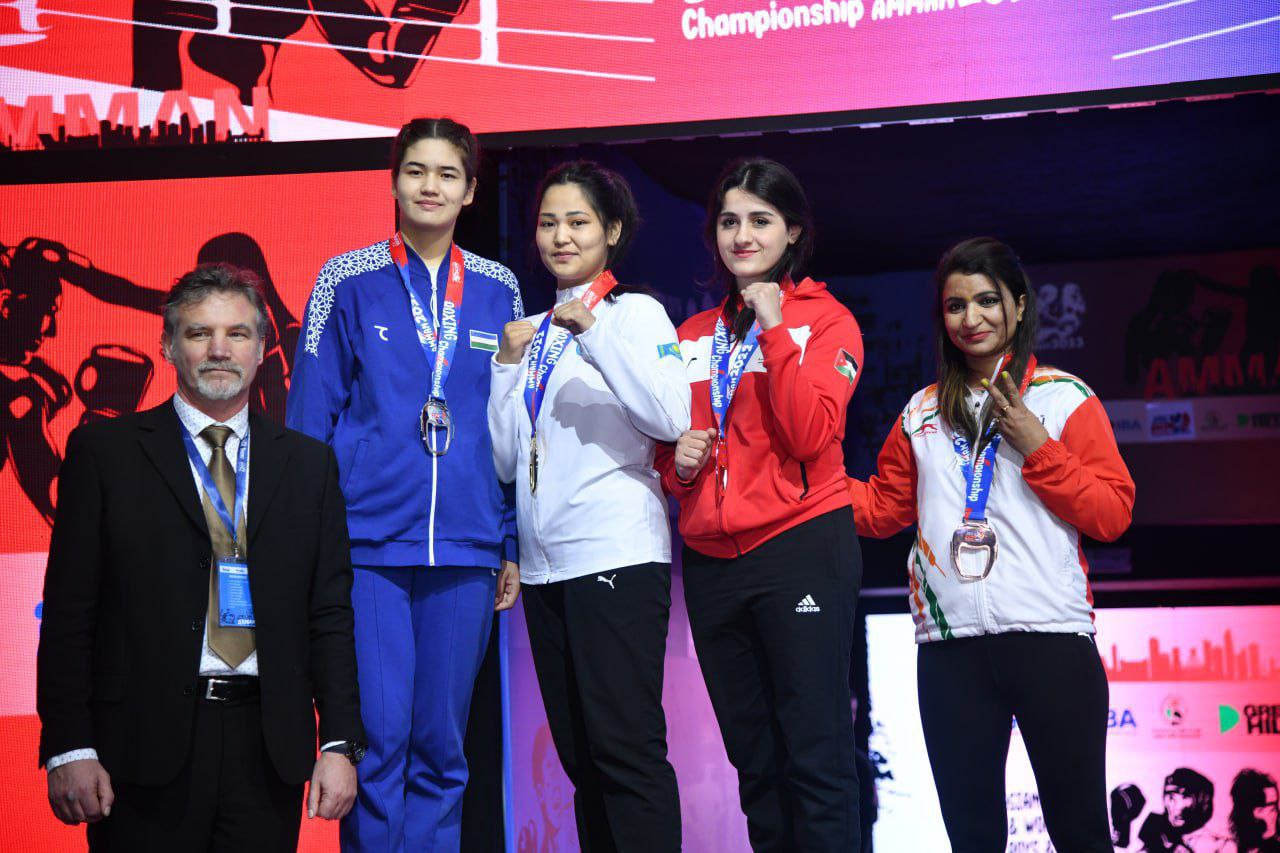 urspi.uz;URGANCH DAVLAT PEDAGOGIKA INSTITUTI JISMONIY MADANIYAT YO‘NALISHI 222-GURUH TALABASI SATIMBOEVA OLTINOY RAVSHANBEK QIZI ISPANIYADA BO‘LIB O‘TGAN JAHON CHEMPIONATIDA BOKS SPORT TURI (81 KG VAZN TOIFASIDA, AYOLLAR O‘RTASIDA) BO‘YICHA KUMUSH MEDALNI QO‘LGA KIRITDI